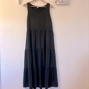 🌻 J. Crew Black Knit Tiered Midi Dress